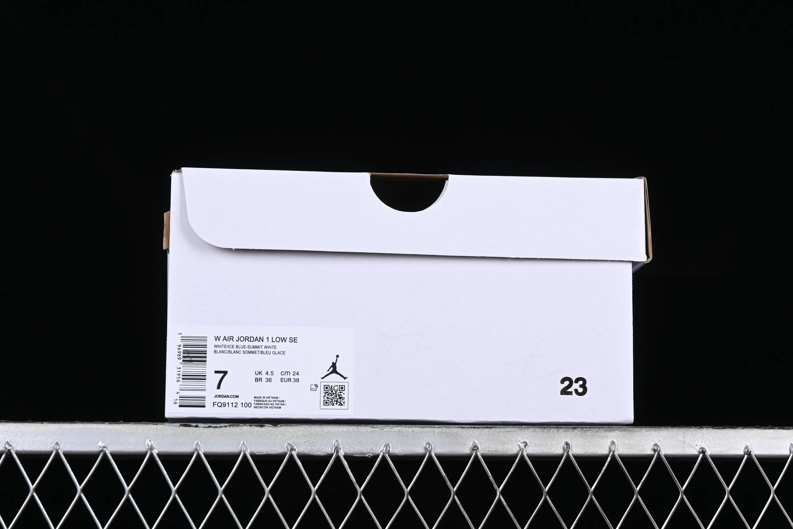 All categories Air Jordan Jordan series basketball shoes Air Jordan 1 Low Air Jordan 1 Low AJ1 Joe 1 Christmas customization Ice and Snow Puppy Low-top cultural and casual sneakers FQ9112-100
